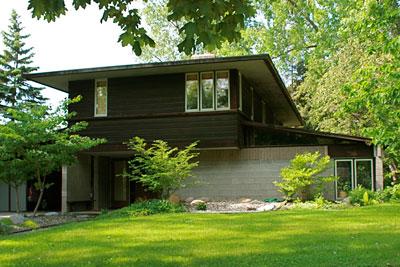 Martin and Nomi Dworkin's house was designed by local architect Joe Michels. (Photo by Richard Thieme)