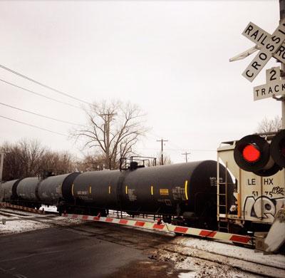 Routing traffic over or under the Como Avenue Burlington
Northern Santa Fe rail crossing southeast of Lake Como
(shown here) is a top-priority recommendation in a recent
study by the Minnesota Department of Transportation of railcrossing
safety statewide. Photo by Becky Kapell