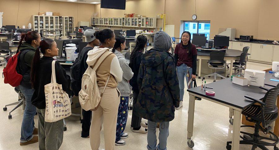 Como students touring the University of Minnesota Rochester as part of a Get Ready campus visit. Photo by Mai Chue Moua.
