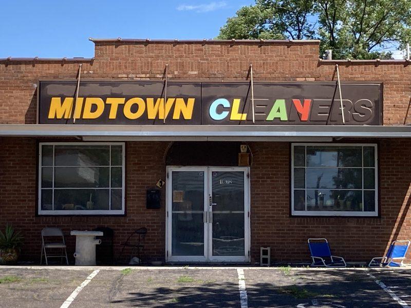 Midtown Clay takes former drycleaners space
